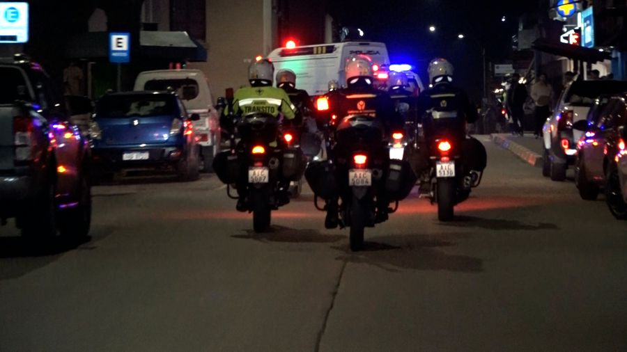 MOTOS