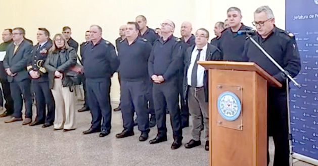 pando policias